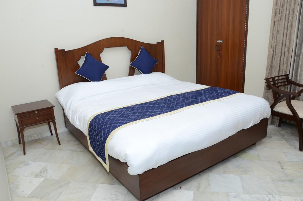 Namaste Apartments Nova Deli Quarto foto