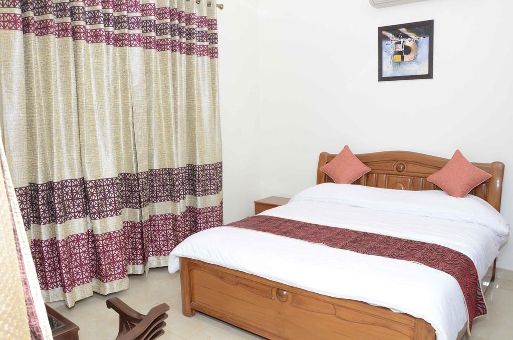 Namaste Apartments Nova Deli Quarto foto